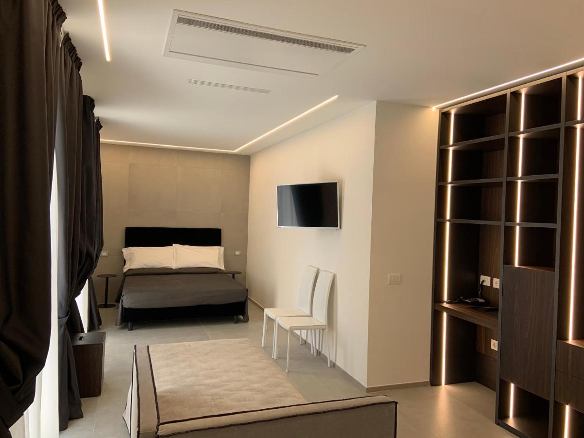 Hotel Commodore Τσέρβια Εξωτερικό φωτογραφία