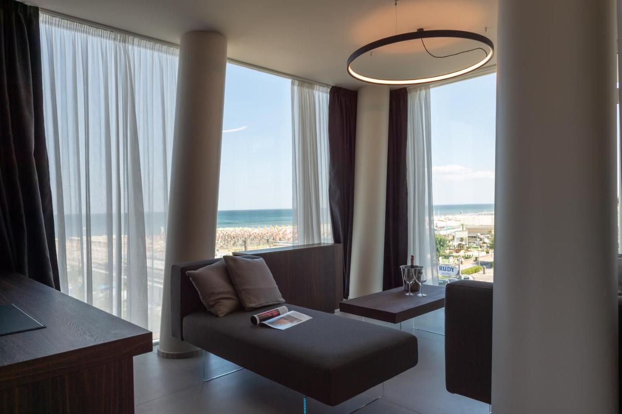 Hotel Commodore Τσέρβια Εξωτερικό φωτογραφία