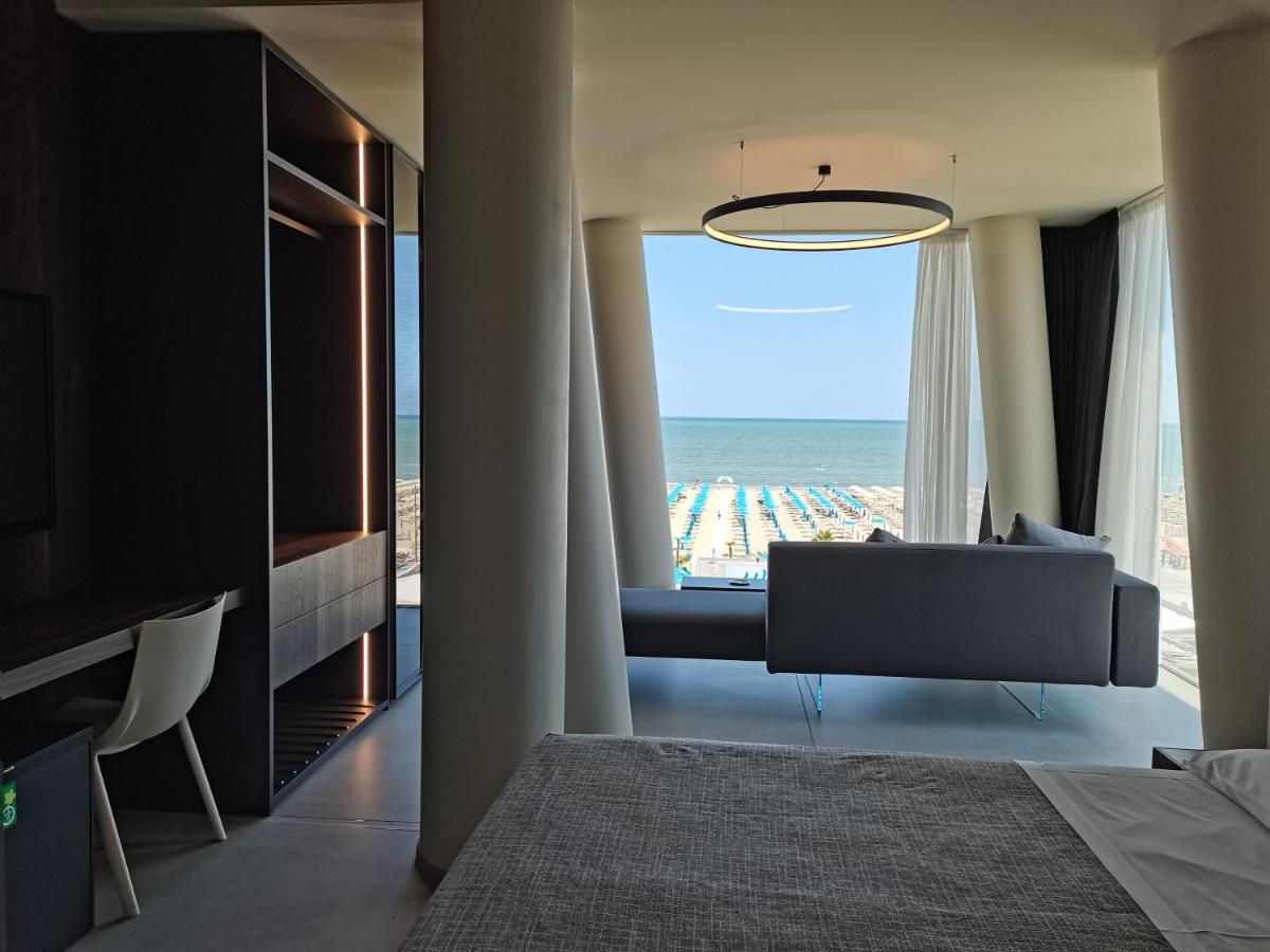 Hotel Commodore Τσέρβια Εξωτερικό φωτογραφία