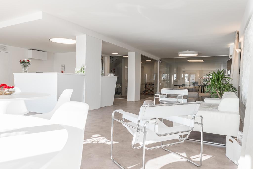 Hotel Commodore Τσέρβια Εξωτερικό φωτογραφία