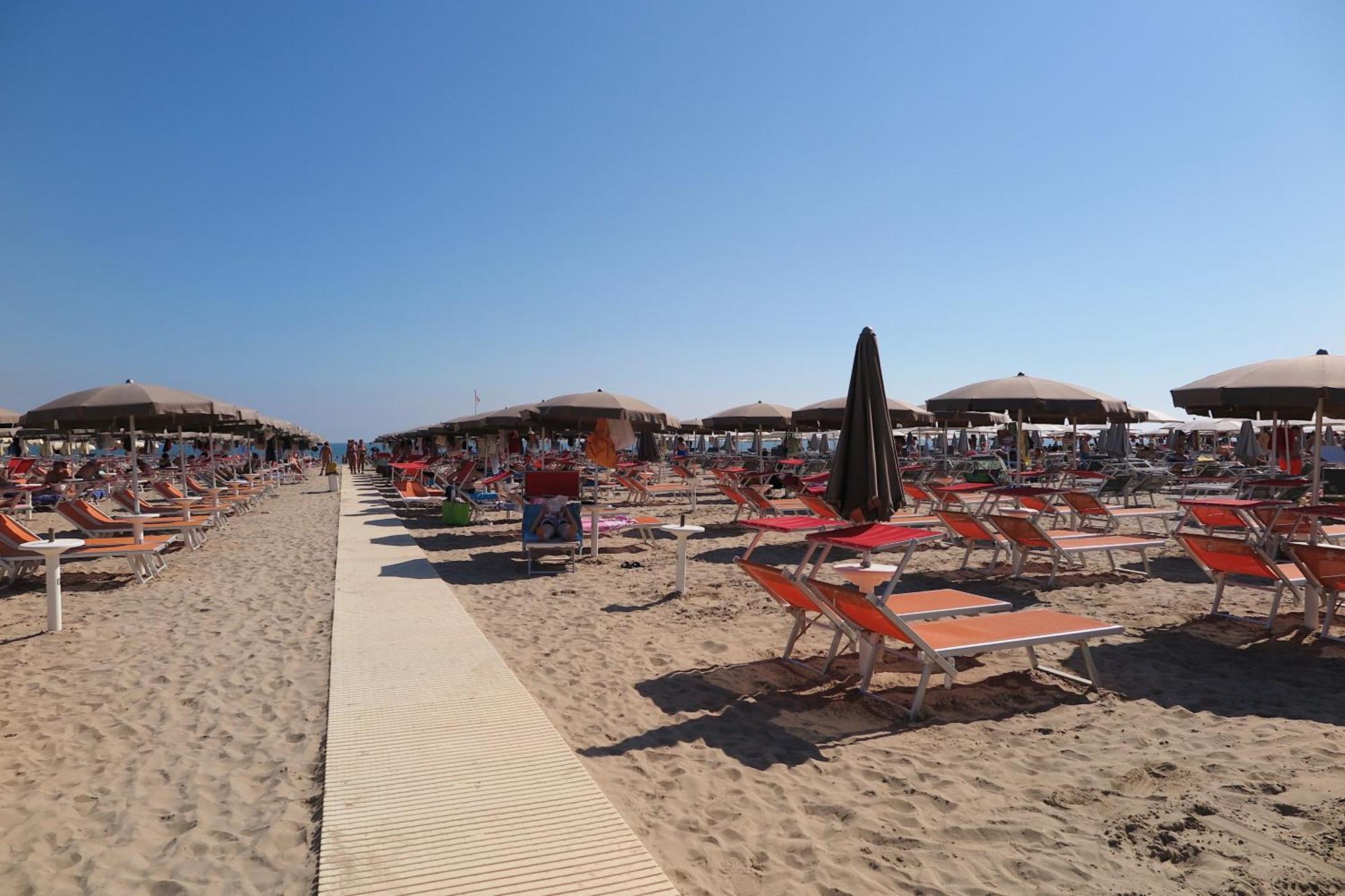 Hotel Commodore Τσέρβια Εξωτερικό φωτογραφία
